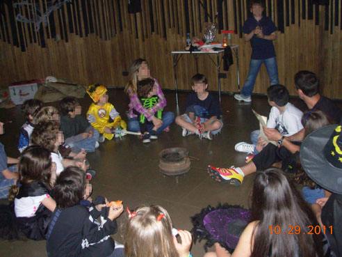 Festeja estillo Halloween con Play Max